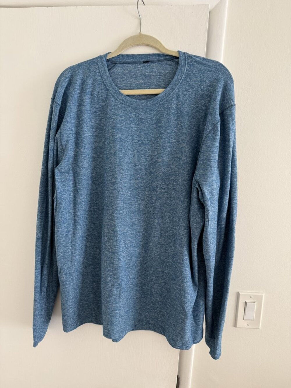Lululemon Men's Long Sleeve Tee Blue Heather XL